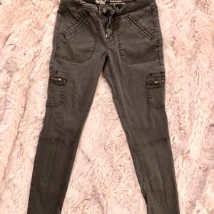 MOSSIMO: ARMY GREEN STRETCH CARGO PANTS